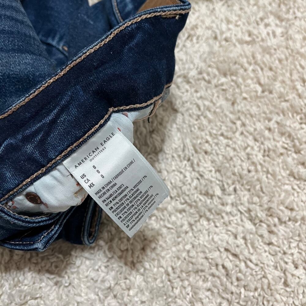 American Eagle 0 Dark Wash Distressed Button Fly High-Rise Shortie Shorts - Picture 6 of 6